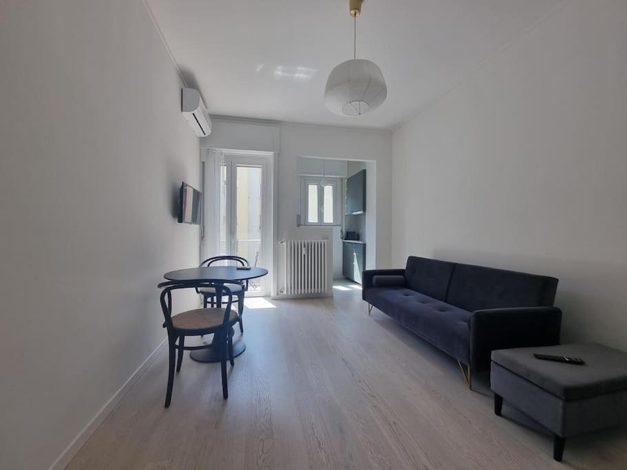 Milan New Apartment In Lively Central Area Экстерьер фото